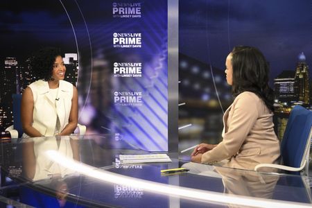 RENÉE ELISE GOLDSBERRY, LINSEY DAVIS