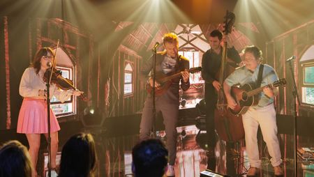 NICKEL CREEK