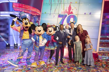 GOOFY, MICKEY MOUSE, MINNIE MOUSE, ALFONSO RIBEIRO