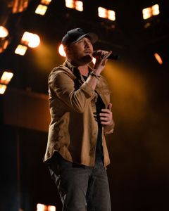 COLE SWINDELL