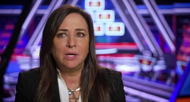05.	Pamela Adlon, Celebrity Contestant, On why she wanted to be a part of the show