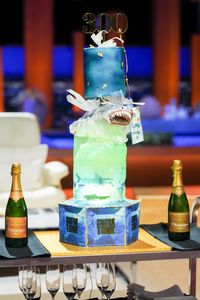 SHARK TANK