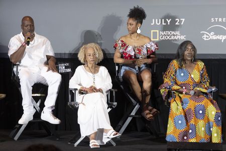 SHELTON ALEXANDER, LYNETTE BOUTTE, TRACI A. CURRY, LUCRECE PHILLIPS