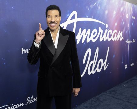 LIONEL RICHIE