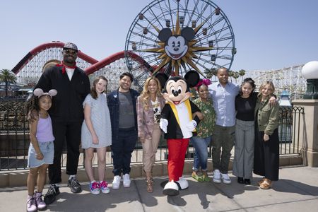 MARTELLUS BENNETT, LIBBY RUE, HARVEY GUILLÉN, AYO DAVIS (PRESIDENT, DISNEY BRANDED TELEVISION), MICKEY MOUSE, YVETTE NICOLE BROWN, DONALD FAISON, RUTH RIGHI, ALYSSA SAPIRE (SENIOR VICE PRESIDENT, ORIGINAL PROGRAMMING, DISNEY JUNIOR)