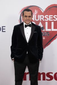 MAURICE BENARD