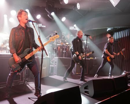 THE OFFSPRING