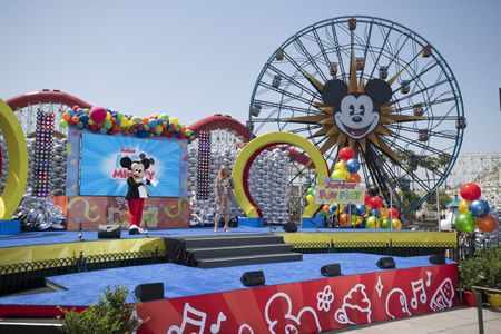 MICKEY MOUSE, AYO DAVISþ(PRESIDENT, DISNEY BRANDED TELEVISION)