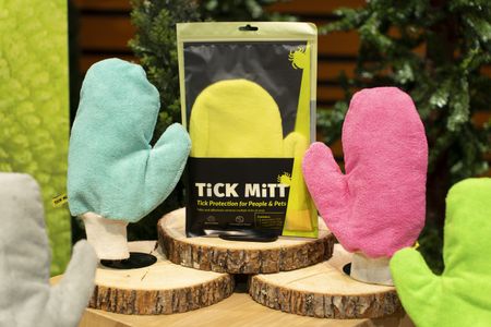 TICK MITT