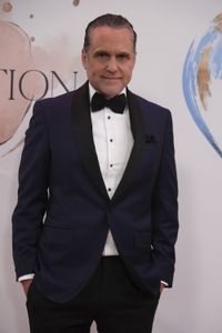 MAURICE BENARD