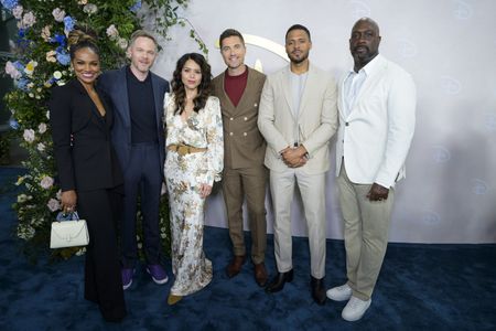 MEKIA COX, SHAWN ASHMORE, ALYSSA DÍAZ, ERIC WINTER, DERIC AUGUSTINE, RICHARD T. JONES