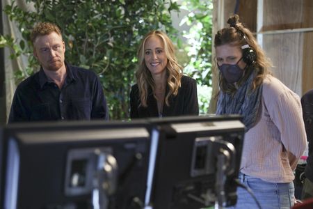 KEVIN MCKIDD (DIRECTOR), KIM RAVER