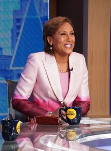 ROBIN ROBERTS