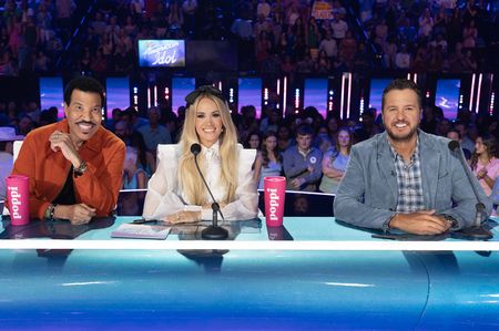LIONEL RICHIE, CARRIE UNDERWOOD, LUKE BRYAN