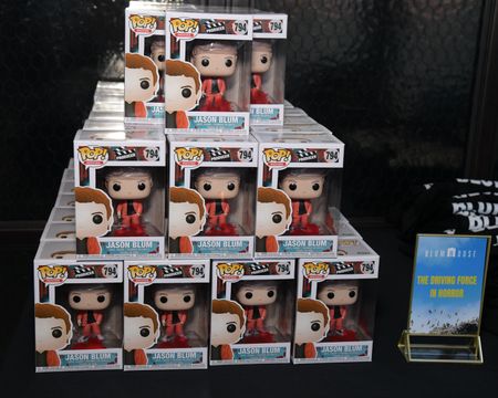 SHARK TANK